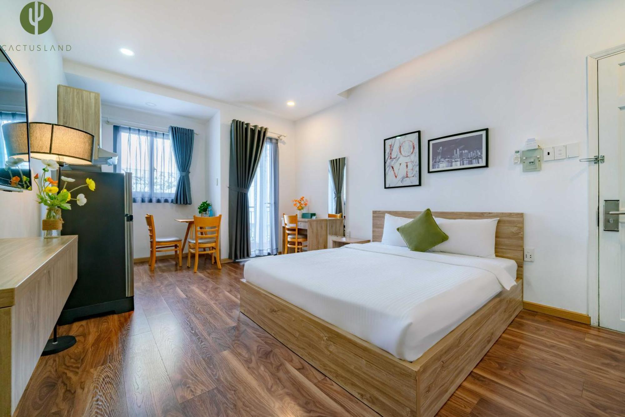 Khách sạn hẻo lánh Cactusland Gần Sân Bay Tân Sơn Nhất